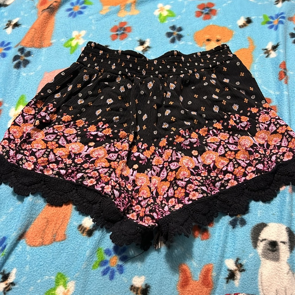 In good condition - Picture 2 of 2